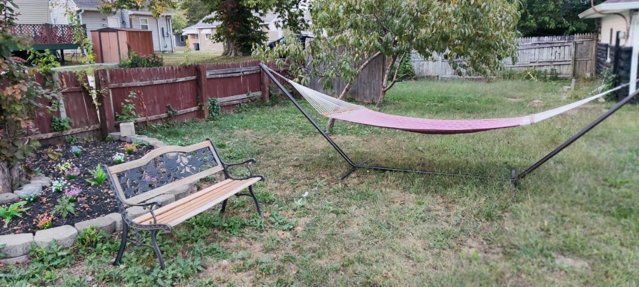 Tranquil Oasis - Private -near Downtown Homestay Indianapolis